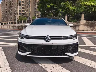 Volkswagen Golf 2025 Restyling 300TSI R-Line exterior photo 2 Volkswagen Golf 2025 Restyling 300TSI R-Line exterior photo 2