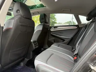Volkswagen Lamando 2022 Lamando L 280TSI DSG Versión picante interior foto 10