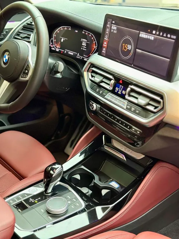 BMW X4 2022 xDrive 25i M Conjunto deportivo interior foto 11 BMW X4 2022 xDrive 25i M Conjunto deportivo interior foto 11