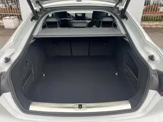 Audi A5 2024 Sportback 40 TFSI Tipo dinámico de moda interior foto 9 Audi A5 2024 Sportback 40 TFSI Tipo dinámico de moda interior foto 9
