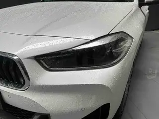 BMW X2 2022 sDrive25i M Conjunto deportivo exterior foto 3