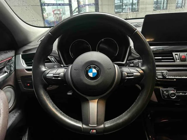 BMW X2 2022 sDrive25i M Conjunto deportivo exterior foto 8