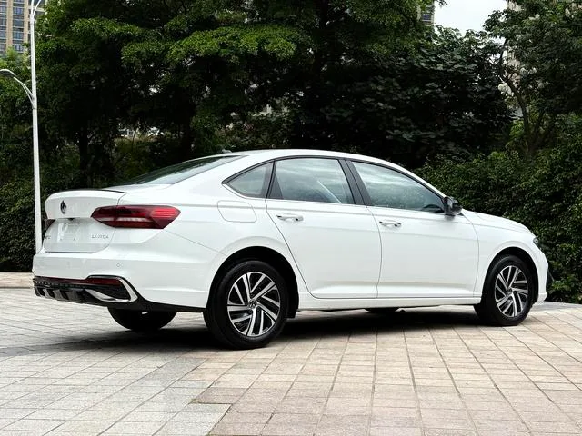 Volkswagen Lavida 2024 300TSI DSG Star Leading Edition interior foto 8