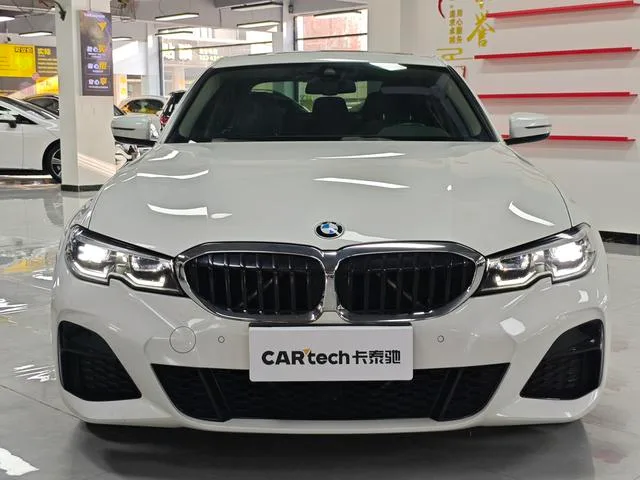 BMW 3 Series 2022 325Li M Conjunto deportivo exterior foto 2 BMW 3 Series 2022 325Li M Conjunto deportivo exterior foto 2