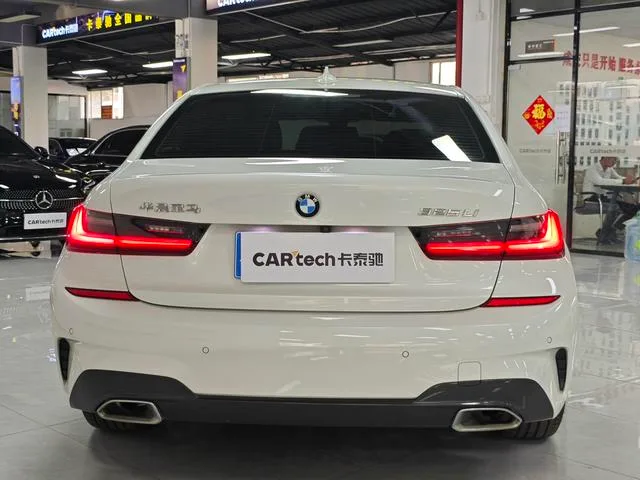 BMW 3 Series 2022 325Li M Conjunto deportivo exterior foto 7 BMW 3 Series 2022 325Li M Conjunto deportivo exterior foto 7