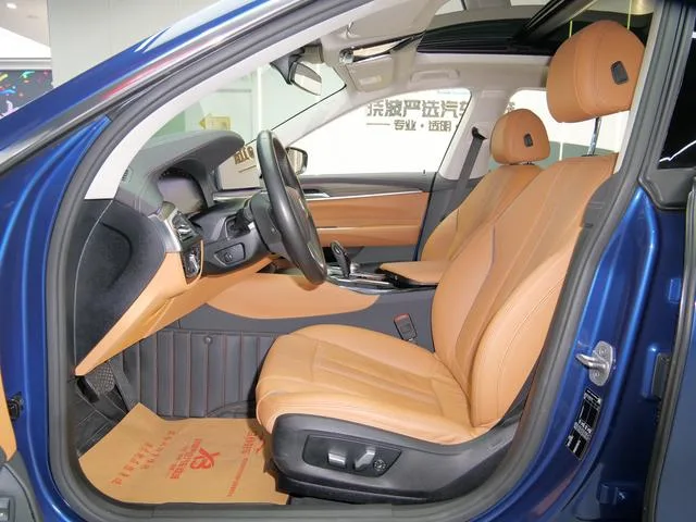 BMW 6 Series GT 2021 630i Set de diseño de lujo exterior foto 6