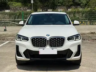 BMW X4 2022 xDrive 25i M Conjunto deportivo exterior foto 2 BMW X4 2022 xDrive 25i M Conjunto deportivo exterior foto 2
