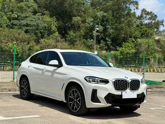 BMW X4 2022 xDrive 25i M Conjunto deportivo exterior foto 3 BMW X4 2022 xDrive 25i M Conjunto deportivo exterior foto 3