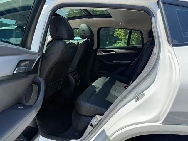 BMW X4 2022 xDrive 25i M Conjunto deportivo exterior foto 6 BMW X4 2022 xDrive 25i M Conjunto deportivo exterior foto 6