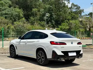 BMW X4 2022 xDrive 25i M Conjunto deportivo interior foto 14 BMW X4 2022 xDrive 25i M Conjunto deportivo interior foto 14