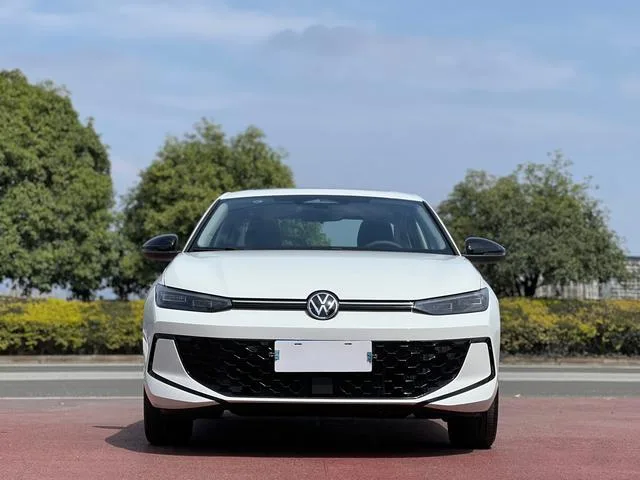 Volkswagen Lavida 2026 Pro 1.5L Versión estrellada de seis millones exterior foto 3