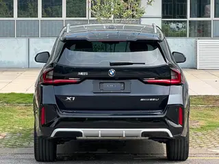 BMW X1 2025 sDrive25Li M Conjunto deportivo exterior foto 5 BMW X1 2025 sDrive25Li M Conjunto deportivo exterior foto 5
