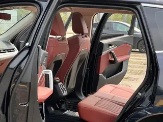 BMW X1 2025 sDrive25Li M Conjunto deportivo exterior foto 9 BMW X1 2025 sDrive25Li M Conjunto deportivo exterior foto 9