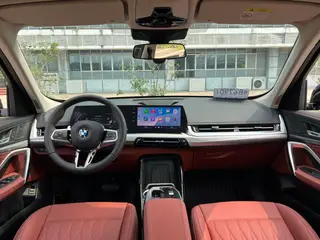 BMW X1 2025 sDrive25Li M Conjunto deportivo interior foto 19 BMW X1 2025 sDrive25Li M Conjunto deportivo interior foto 19