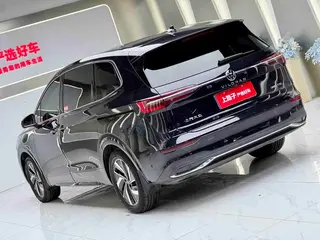 Volkswagen Viloran 2024 380TSI Edición Zunchi exterior foto 4 Volkswagen Viloran 2024 380TSI Edición Zunchi exterior foto 4