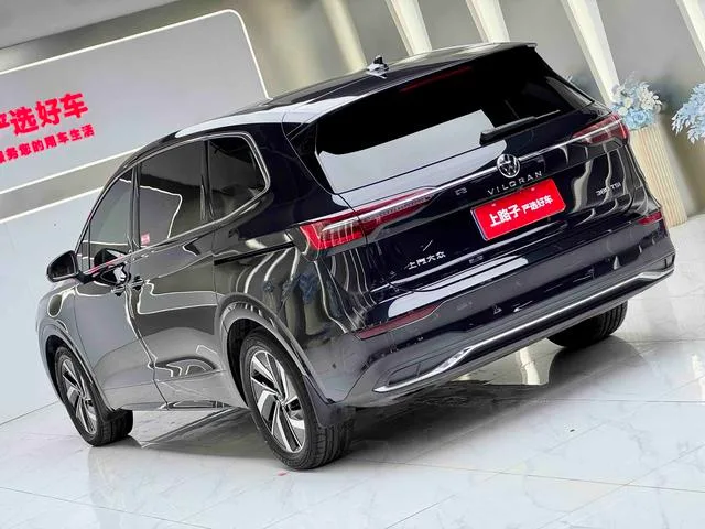 Volkswagen Viloran 2024 380TSI Edición Zunchi exterior foto 4 Volkswagen Viloran 2024 380TSI Edición Zunchi exterior foto 4