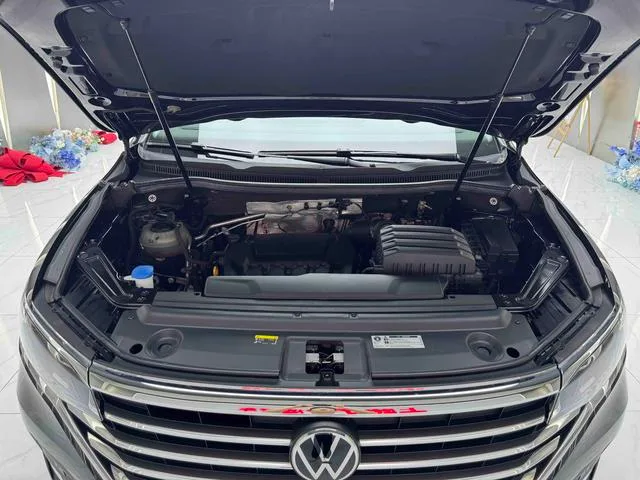 Volkswagen Viloran 2024 380TSI Edición Zunchi interior foto 17 Volkswagen Viloran 2024 380TSI Edición Zunchi interior foto 17