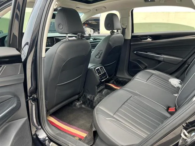 Volkswagen Passat 2023 Reforma 330TSI Versión de élite exterior foto 5