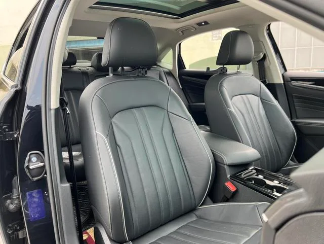 Volkswagen Passat 2023 Reforma 330TSI Versión de élite exterior foto 6