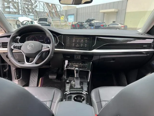 Volkswagen Passat 2023 Reforma 330TSI Versión de élite exterior foto 7