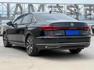 Volkswagen Passat 2023 Reforma 330TSI Versión de élite interior foto 16