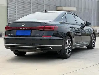 Volkswagen Passat 2023 Reforma 330TSI Versión de élite interior foto 18
