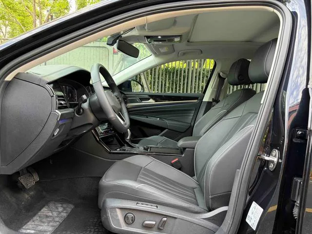 Volkswagen Passat 2024 380TSI Edición de lujo exterior foto 6