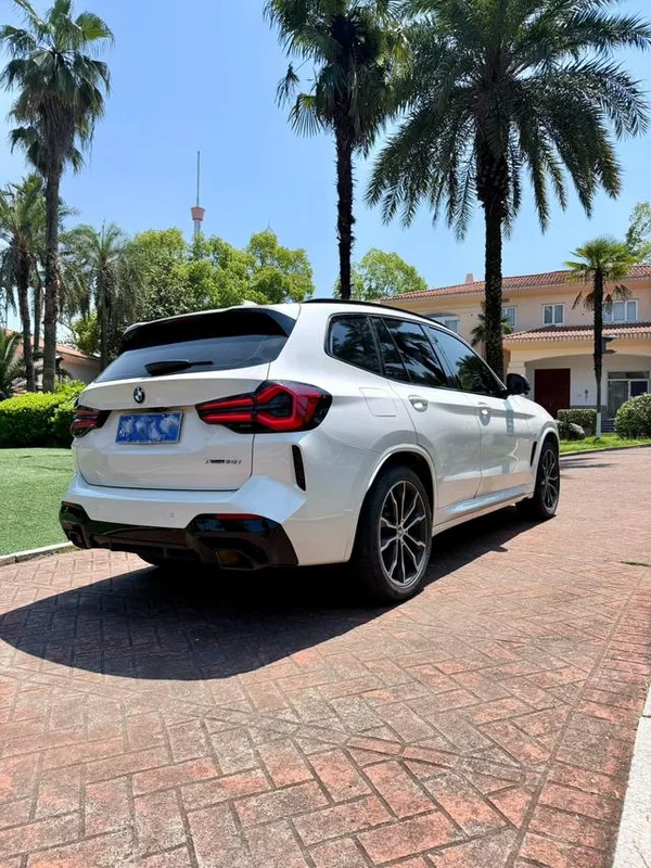 BMW X3 2022 xDrive30i Leader M Ensemble de nuit Yao extérieur photo 4 BMW X3 2022 xDrive30i Leader M Ensemble de nuit Yao extérieur photo 4