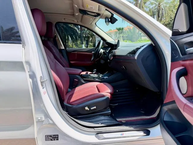 BMW X3 2022 xDrive30i Leader M Ensemble de nuit Yao intérieur photo 9 BMW X3 2022 xDrive30i Leader M Ensemble de nuit Yao intérieur photo 9