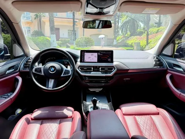 BMW X3 2022 xDrive30i Leader M Ensemble de nuit Yao intérieur photo 10 BMW X3 2022 xDrive30i Leader M Ensemble de nuit Yao intérieur photo 10