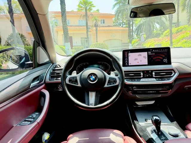 BMW X3 2022 xDrive30i Leader M Ensemble de nuit Yao intérieur photo 11 BMW X3 2022 xDrive30i Leader M Ensemble de nuit Yao intérieur photo 11