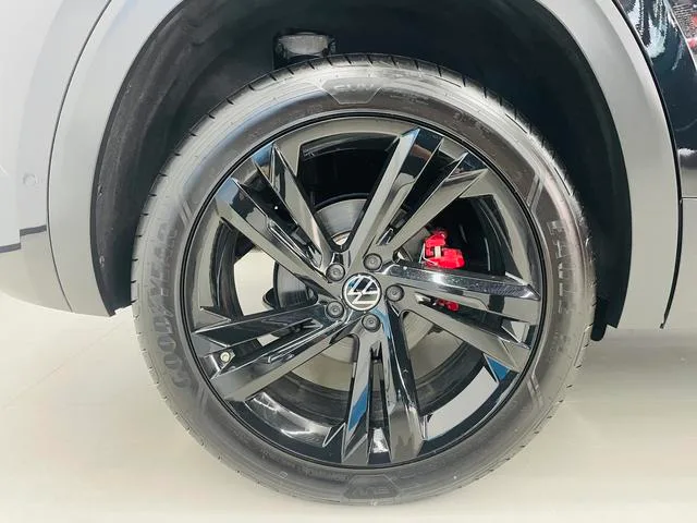 Volkswagen Teramont 2023 380TSI Version phare de respect à quatre roues motrices extérieur photo 3 Volkswagen Teramont 2023 380TSI Version phare de respect à quatre roues motrices extérieur photo 3