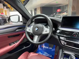 BMW 5 Series 2022 Three changes 530Li Premium Class M Sports suit interior photo 13 BMW 5 Series 2022 Three changes 530Li Premium Class M Sports suit interior photo 13