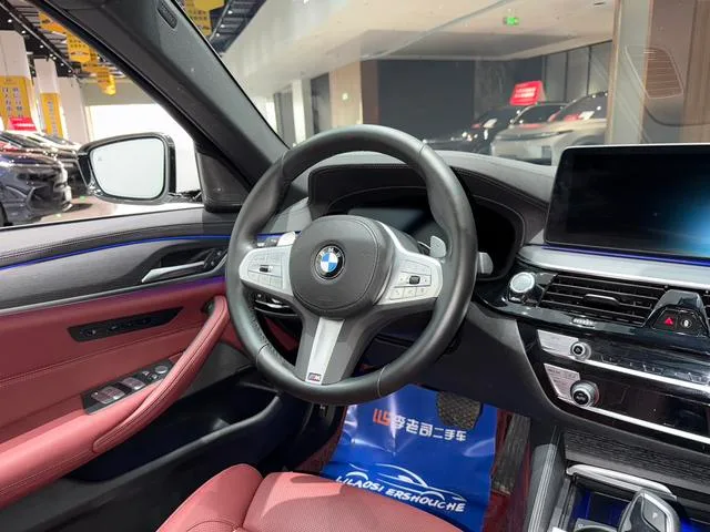 BMW 5 Series 2022 Three changes 530Li Premium Class M Sports suit interior photo 13 BMW 5 Series 2022 Three changes 530Li Premium Class M Sports suit interior photo 13
