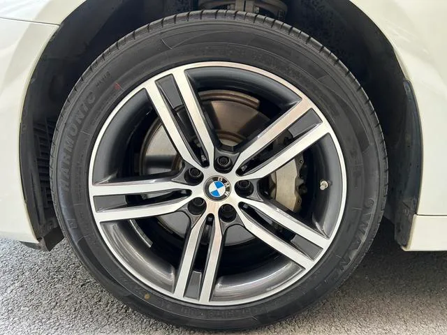 BMW 5 Series 2021 Reforma 530Li Líder Traje de lujo interior foto 16
