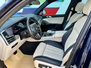 BMW X7 2021 xDrive40i Type administratif M Ensemble de sport extérieur photo 8 BMW X7 2021 xDrive40i Type administratif M Ensemble de sport extérieur photo 8