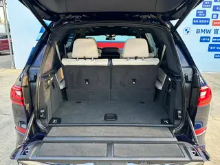 BMW X7 2021 xDrive40i Type administratif M Ensemble de sport intérieur photo 11 BMW X7 2021 xDrive40i Type administratif M Ensemble de sport intérieur photo 11