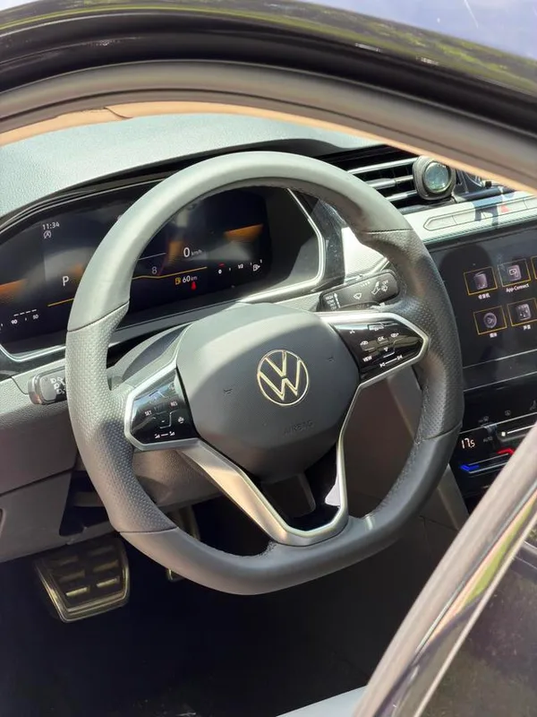 Volkswagen Magotan 2023 200 Edición conmemorativa de 10,000 vehículos 330TSI DSG Líder interior foto 9 Volkswagen Magotan 2023 200 Edición conmemorativa de 10,000 vehículos 330TSI DSG Líder interior foto 9