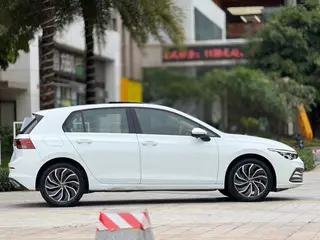 Volkswagen Golf 2021 280TSI DSG 30 Edición de aniversario exterior foto 8