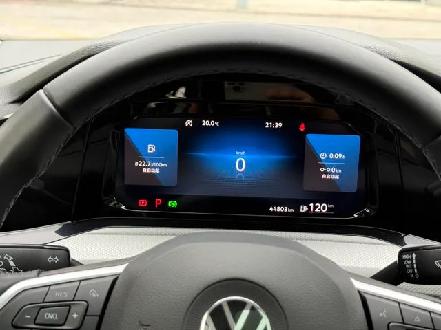 Volkswagen Golf 2021 280TSI DSG 30 Edición de aniversario interior foto 20