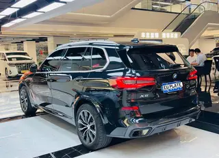 BMW X5 2022 Restyling xDrive 30Li Premium Class M Sports suit exterior photo 3 BMW X5 2022 Restyling xDrive 30Li Premium Class M Sports suit exterior photo 3