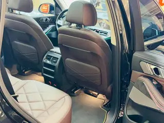 BMW X5 2022 Restyling xDrive 30Li Premium Class M Sports suit interior photo 19 BMW X5 2022 Restyling xDrive 30Li Premium Class M Sports suit interior photo 19