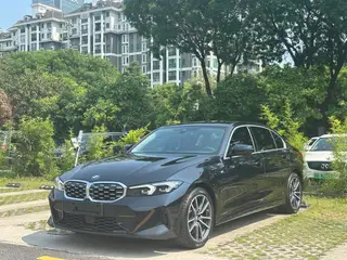 BMW 3 Series 2025 325Li M Спортивный костюм
