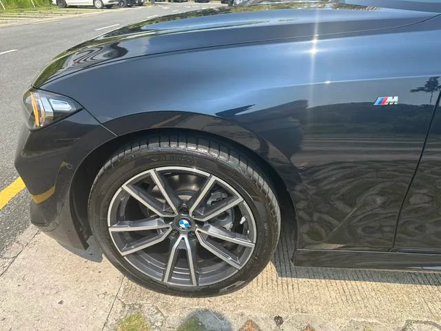BMW 3 Series 2025 325Li M Conjunto deportivo exterior foto 4 BMW 3 Series 2025 325Li M Conjunto deportivo exterior foto 4