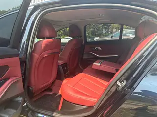 BMW 3 Series 2025 325Li M Conjunto deportivo exterior foto 10 BMW 3 Series 2025 325Li M Conjunto deportivo exterior foto 10