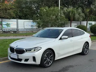 BMW 6 Series GT 2021 630i Ensemble de design de luxe