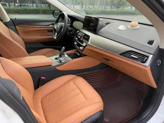 BMW 6 Series GT 2021 630i Set de diseño de lujo interior foto 13