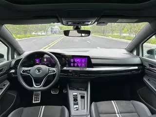 Volkswagen Golf 2023 280TSI DSG R-Line Lite interior photo 11 Volkswagen Golf 2023 280TSI DSG R-Line Lite interior photo 11