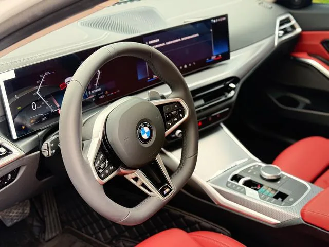 BMW 3 Series 2025 330Li M Traje nocturno deportivo Yao interior foto 11 BMW 3 Series 2025 330Li M Traje nocturno deportivo Yao interior foto 11