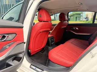 BMW 3 Series 2025 330Li M Traje nocturno deportivo Yao interior foto 14 BMW 3 Series 2025 330Li M Traje nocturno deportivo Yao interior foto 14